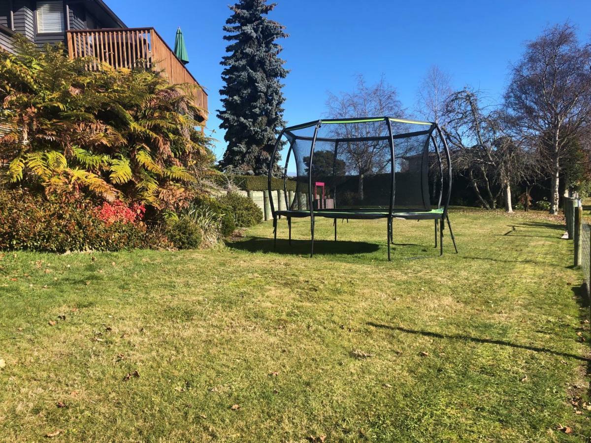 Kinloch Lakeview Lodge - Taupo Eksteriør bilde